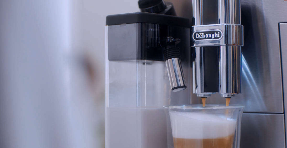 De’Longhi全自動義式咖啡機｜精準調製奶泡溫度
